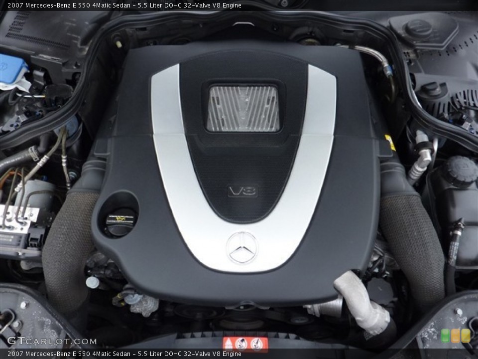 5.5 Liter DOHC 32-Valve V8 2007 Mercedes-Benz E Engine