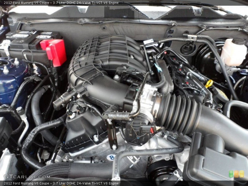 3.7 Liter DOHC 24-Valve Ti-VCT V6 Engine for the 2012 Ford Mustang #49984152