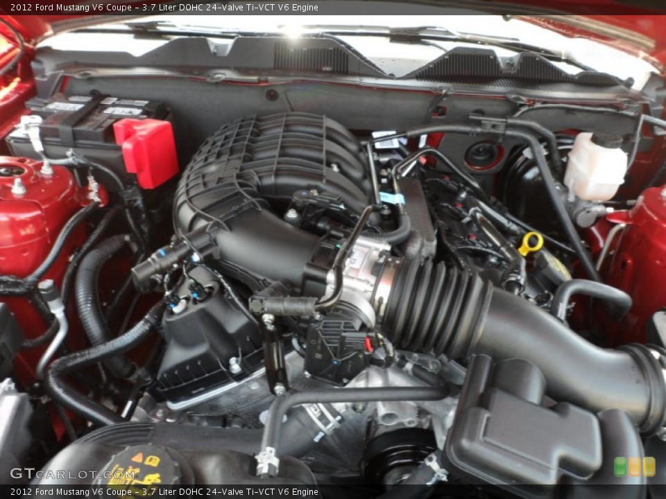 3.7 Liter DOHC 24-Valve Ti-VCT V6 Engine for the 2012 Ford Mustang #49984632