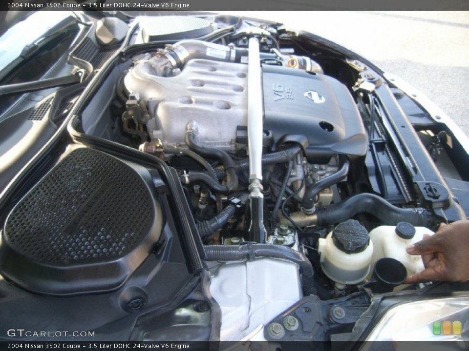 3.5 Liter DOHC 24-Valve V6 Engine for the 2004 Nissan 350Z #50197035