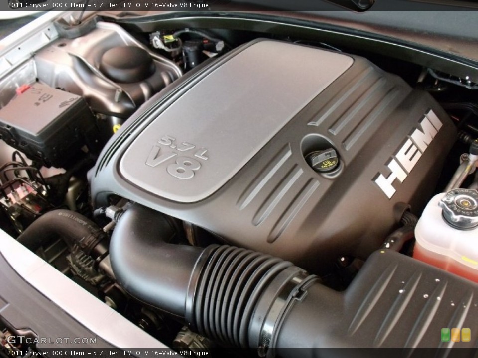 5.7 Liter HEMI OHV 16-Valve V8 Engine for the 2011 Chrysler 300 #50201208