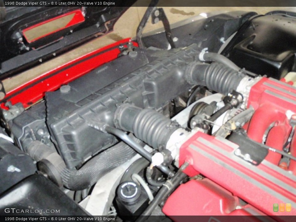 8.0 Liter OHV 20-Valve V10 Engine for the 1998 Dodge Viper #50429530