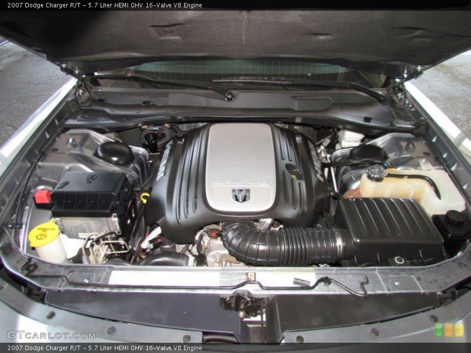 5.7 Liter HEMI OHV 16-Valve V8 Engine for the 2007 Dodge Charger #50517530