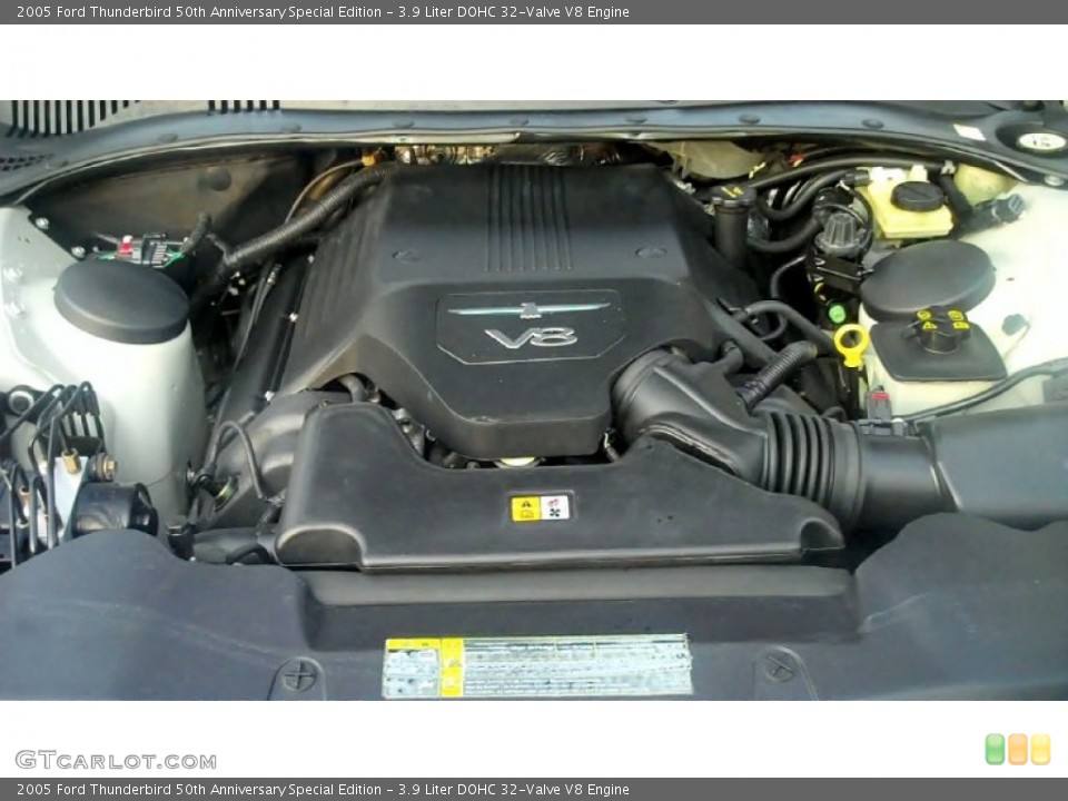 3.9 Liter DOHC 32-Valve V8 2005 Ford Thunderbird Engine