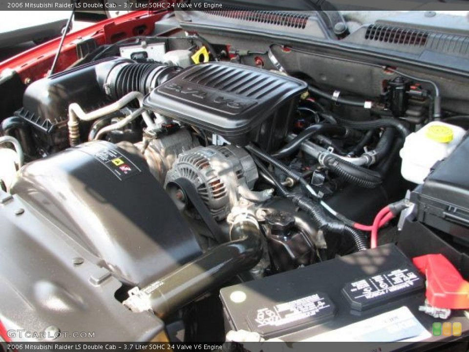 3.7 Liter SOHC 24 Valve V6 Engine for the 2006 Mitsubishi Raider #50710504