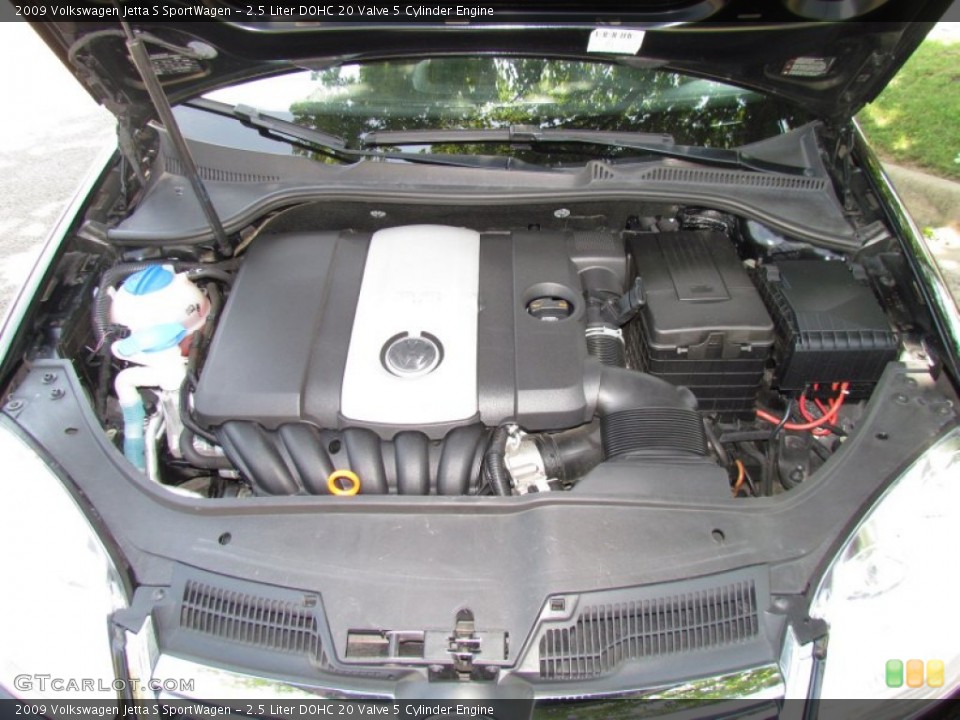 2.5 Liter DOHC 20 Valve 5 Cylinder Engine for the 2009 Volkswagen Jetta #50838384