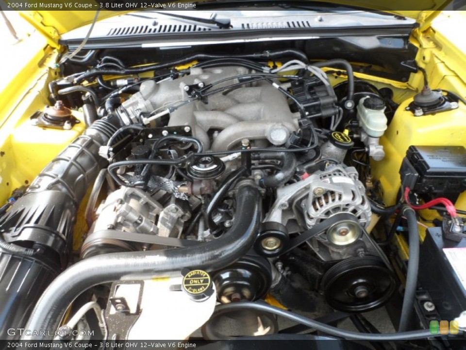 3.8 Liter OHV 12-Valve V6 Engine for the 2004 Ford Mustang #51328045