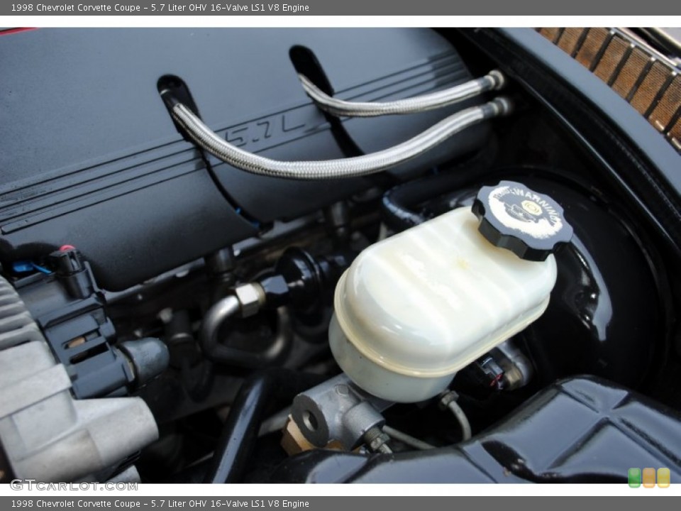 5.7 Liter OHV 16-Valve LS1 V8 Engine for the 1998 Chevrolet Corvette #51561918