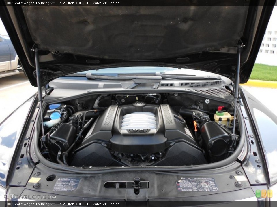 4.2 Liter DOHC 40-Valve V8 Engine for the 2004 Volkswagen Touareg #51596689