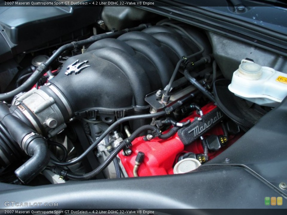 4.2 Liter DOHC 32-Valve V8 Engine for the 2007 Maserati Quattroporte #51649108