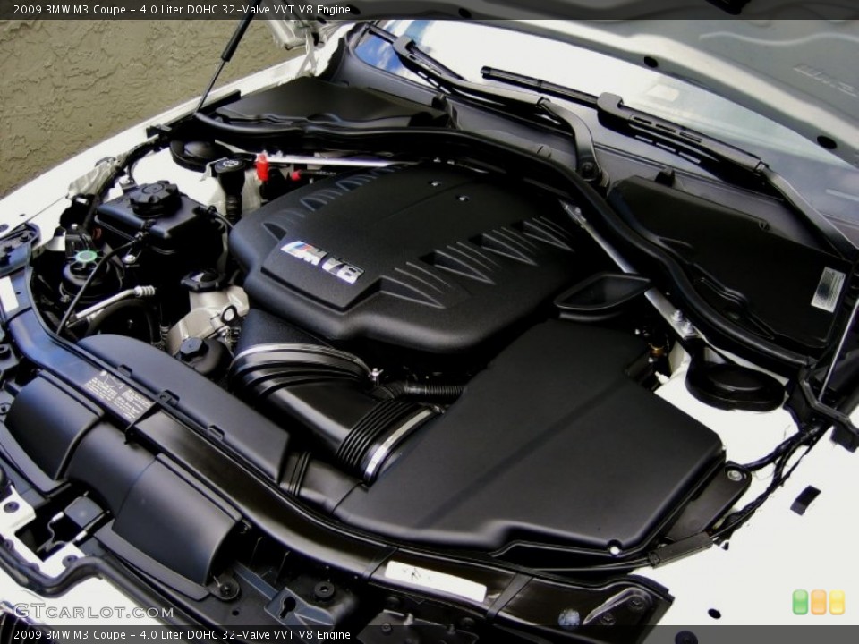 4.0 Liter DOHC 32-Valve VVT V8 Engine for the 2009 BMW M3 #51841390