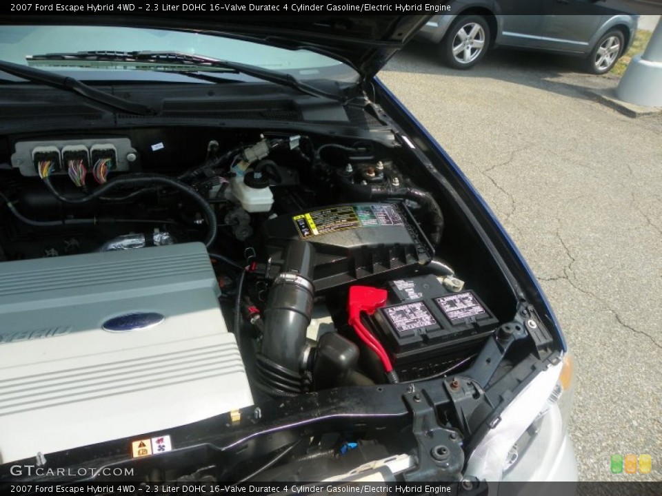 2.3 Liter DOHC 16-Valve Duratec 4 Cylinder Gasoline/Electric Hybrid Engine for the 2007 Ford Escape #52005585