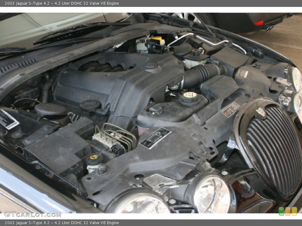 4.2 Liter DOHC 32 Valve V8 Engine for the 2003 Jaguar S-Type #52128427