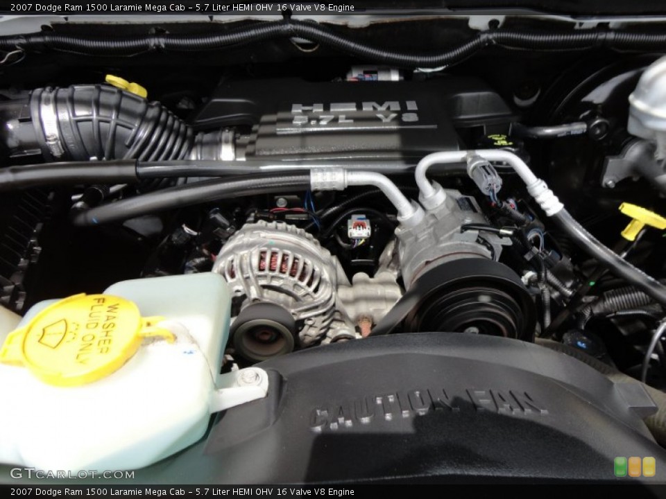 5.7 Liter HEMI OHV 16 Valve V8 Engine for the 2007 Dodge Ram 1500 #52222369