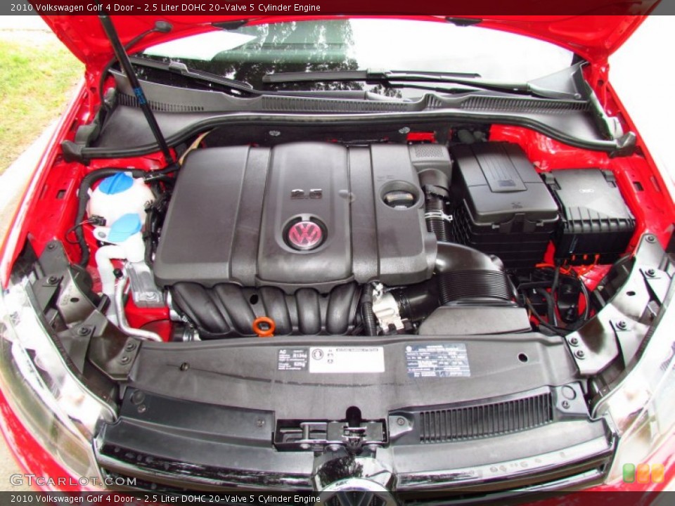 2.5 Liter DOHC 20-Valve 5 Cylinder Engine for the 2010 Volkswagen Golf #52224571