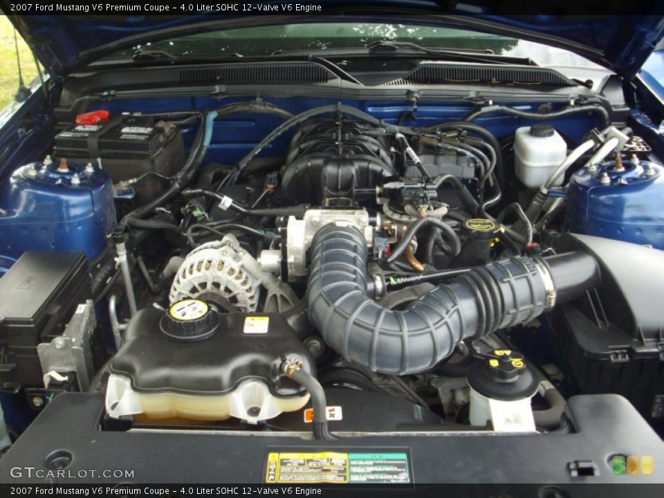 4.0 Liter SOHC 12-Valve V6 Engine for the 2007 Ford Mustang #52286885