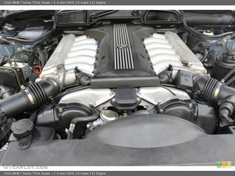 5.4 Liter SOHC 24-Valve V12 Engine for the 2000 BMW 7 Series #52338363