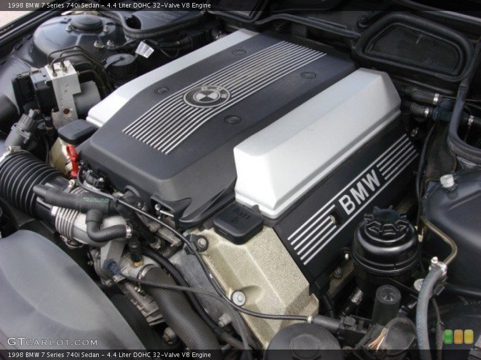 4.4 Liter DOHC 32-Valve V8 Engine for the 1998 BMW 7 Series #52640858