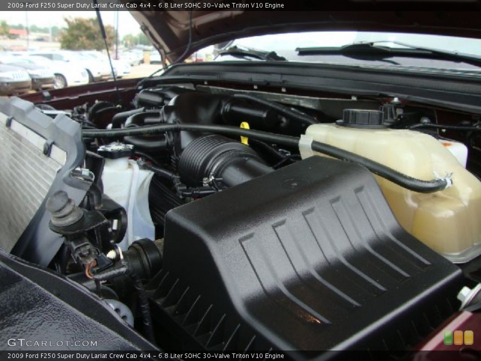 6.8 Liter SOHC 30-Valve Triton V10 Engine for the 2009 Ford F250 Super Duty #52668061