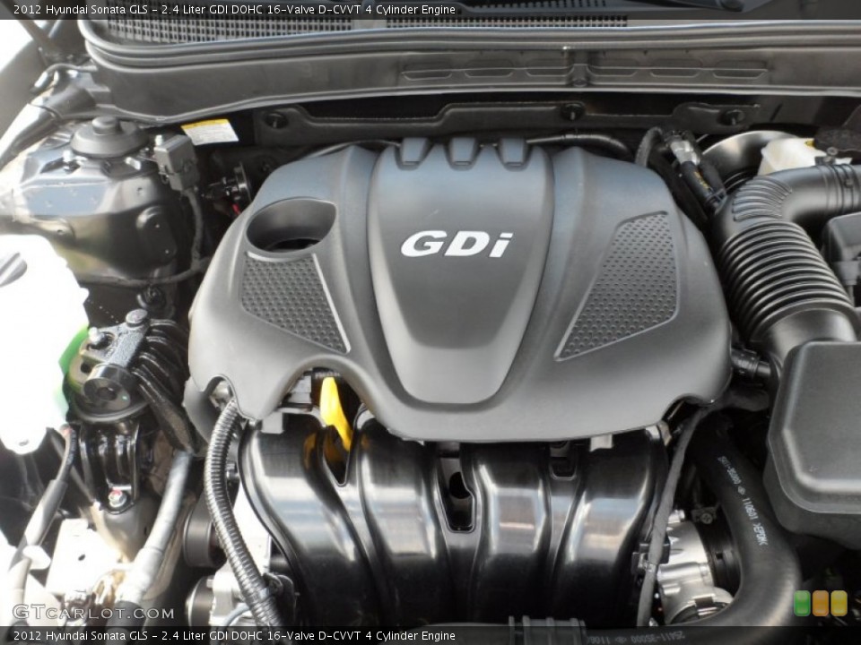 2.4 Liter GDI DOHC 16-Valve D-CVVT 4 Cylinder Engine for the 2012 Hyundai Sonata #52691372