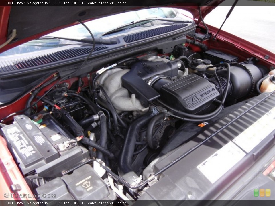 5.4 Liter DOHC 32-Valve InTech V8 Engine for the 2001 Lincoln Navigator #52695174