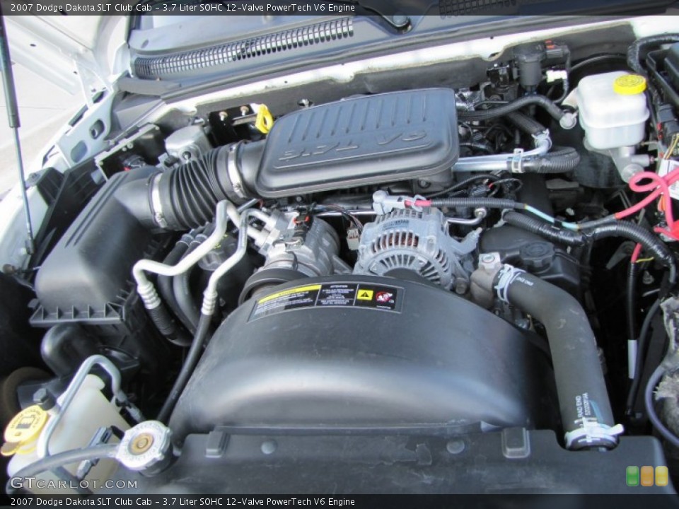 3.7 Liter SOHC 12-Valve PowerTech V6 2007 Dodge Dakota Engine