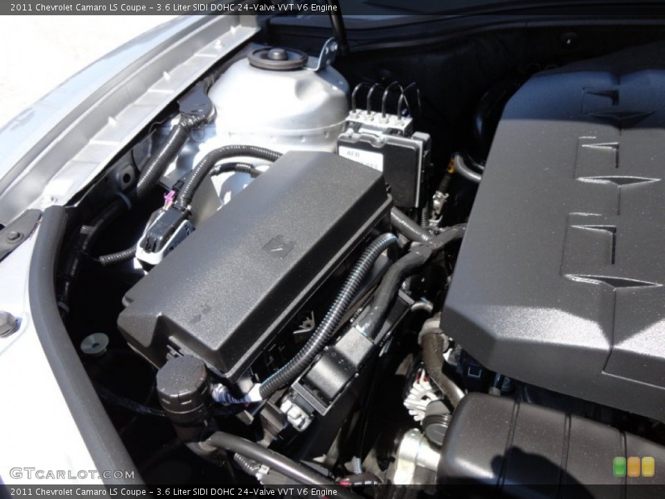 3.6 Liter SIDI DOHC 24-Valve VVT V6 Engine for the 2011 Chevrolet Camaro #52830137