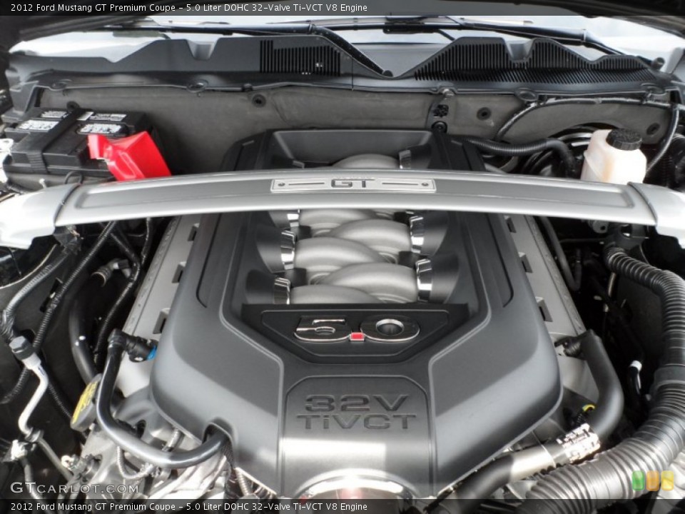 5.0 Liter DOHC 32-Valve Ti-VCT V8 Engine for the 2012 Ford Mustang #52915725