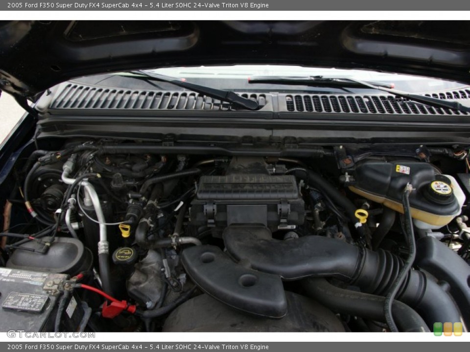 5.4 Liter SOHC 24-Valve Triton V8 2005 Ford F350 Super Duty Engine