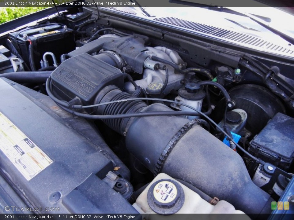 5.4 Liter DOHC 32-Valve InTech V8 Engine for the 2001 Lincoln Navigator #53959724