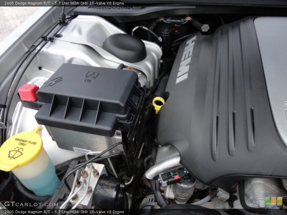 5.7 Liter HEMI OHV 16-Valve V8 Engine for the 2005 Dodge Magnum #53990477