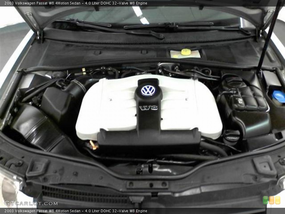 4.0 Liter DOHC 32-Valve W8 Engine for the 2003 Volkswagen Passat #54120468