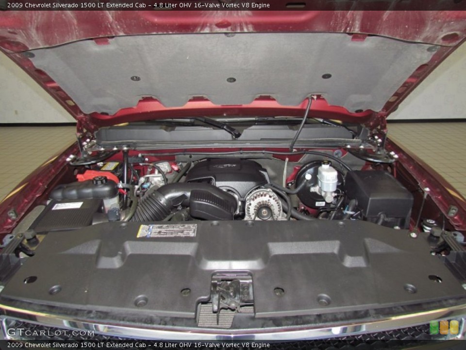 4.8 Liter OHV 16-Valve Vortec V8 Engine for the 2009 Chevrolet Silverado 1500 #54163338