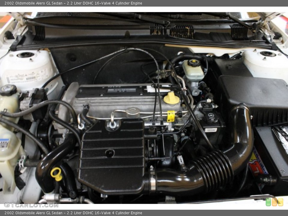 2.2 Liter DOHC 16-Valve 4 Cylinder 2002 Oldsmobile Alero Engine