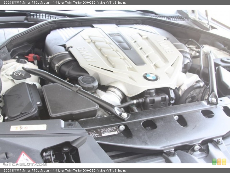 4.4 Liter Twin-Turbo DOHC 32-Valve VVT V8 Engine for the 2009 BMW 7 Series #54193489