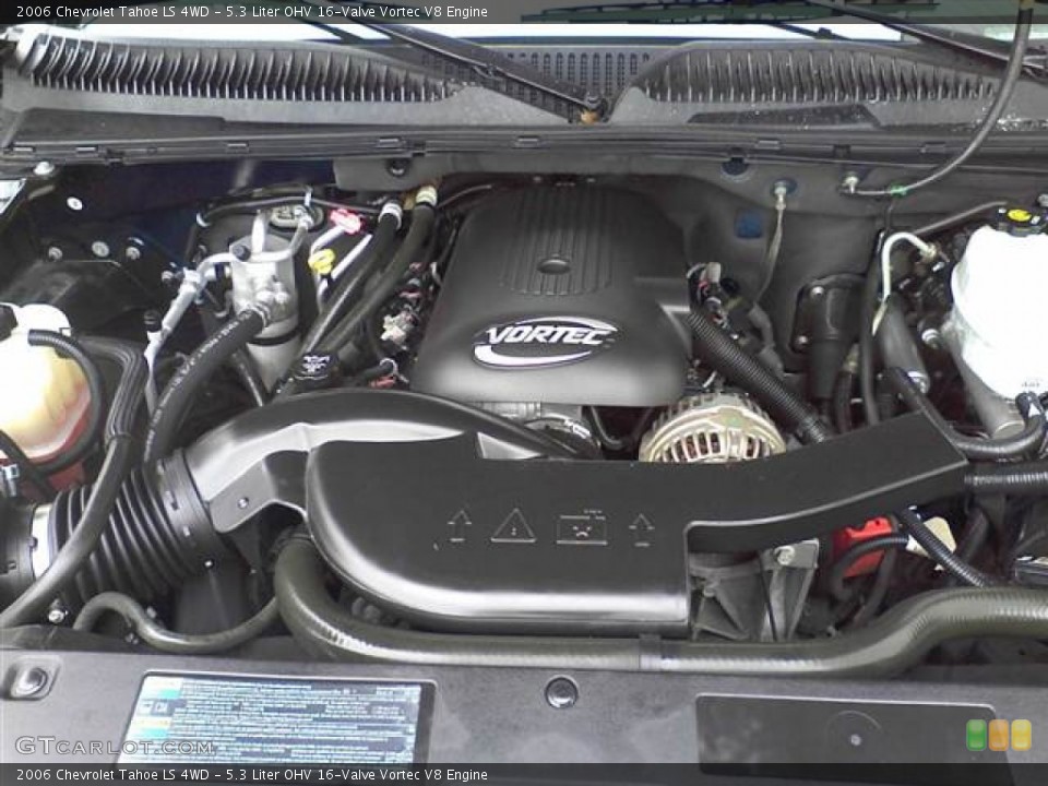 5.3 Liter OHV 16-Valve Vortec V8 2006 Chevrolet Tahoe Engine