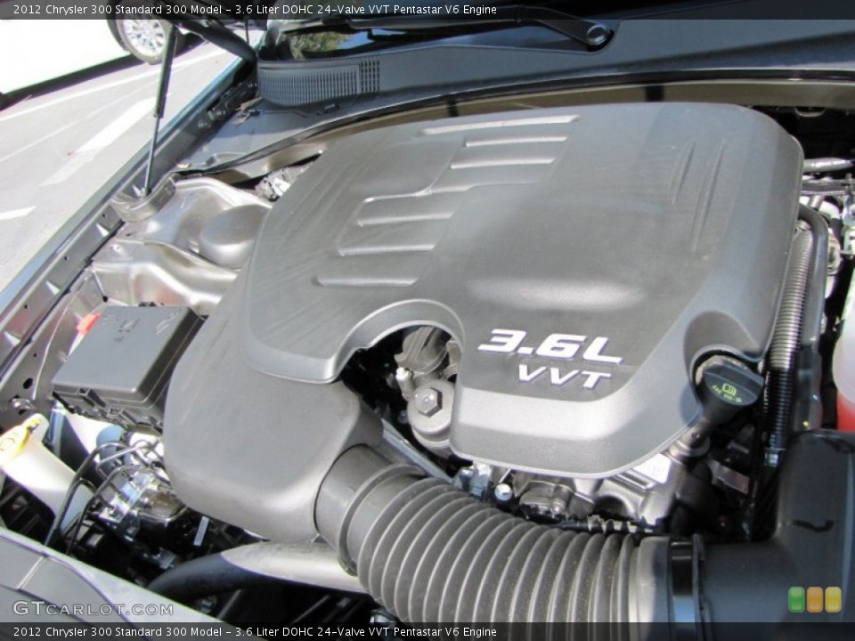 3.6 Liter DOHC 24-Valve VVT Pentastar V6 Engine for the 2012 Chrysler 300 #54548871