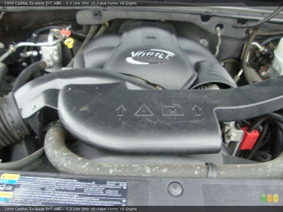 6.0 Liter OHV 16-Valve Vortec V8 Engine for the 2004 Cadillac Escalade #54580413