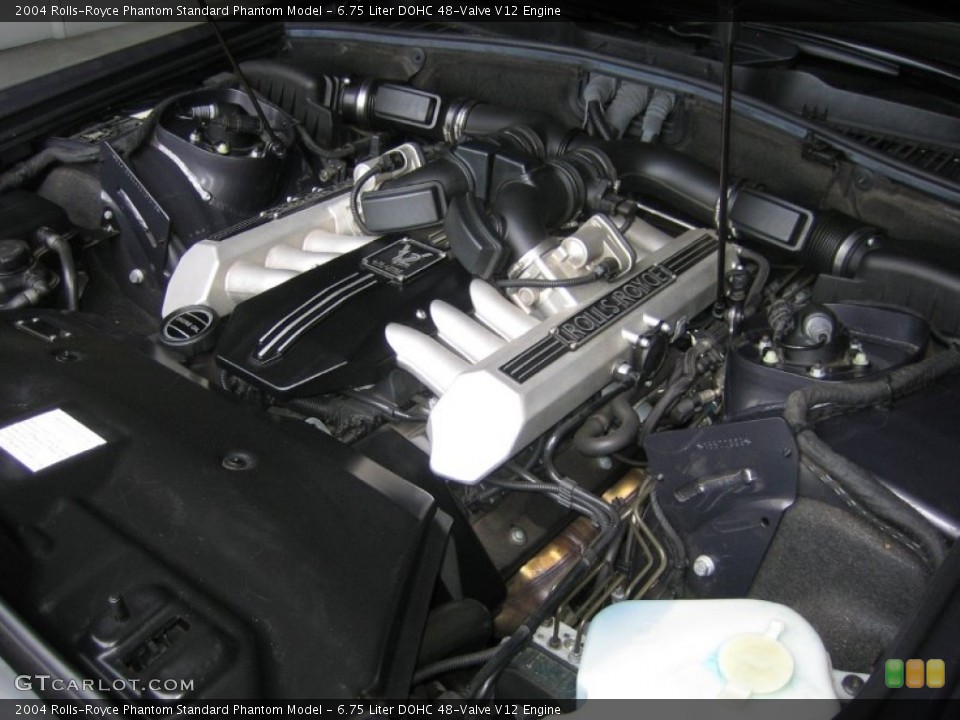 6.75 Liter DOHC 48-Valve V12 Engine for the 2004 Rolls-Royce Phantom #54597479