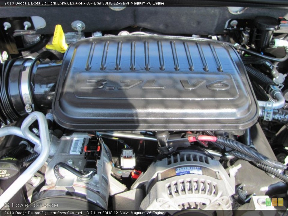 3.7 Liter SOHC 12-Valve Magnum V6 Engine for the 2010 Dodge Dakota #54652278