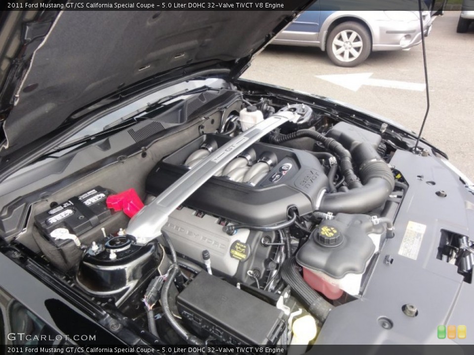 5.0 Liter DOHC 32-Valve TiVCT V8 Engine for the 2011 Ford Mustang #54838948