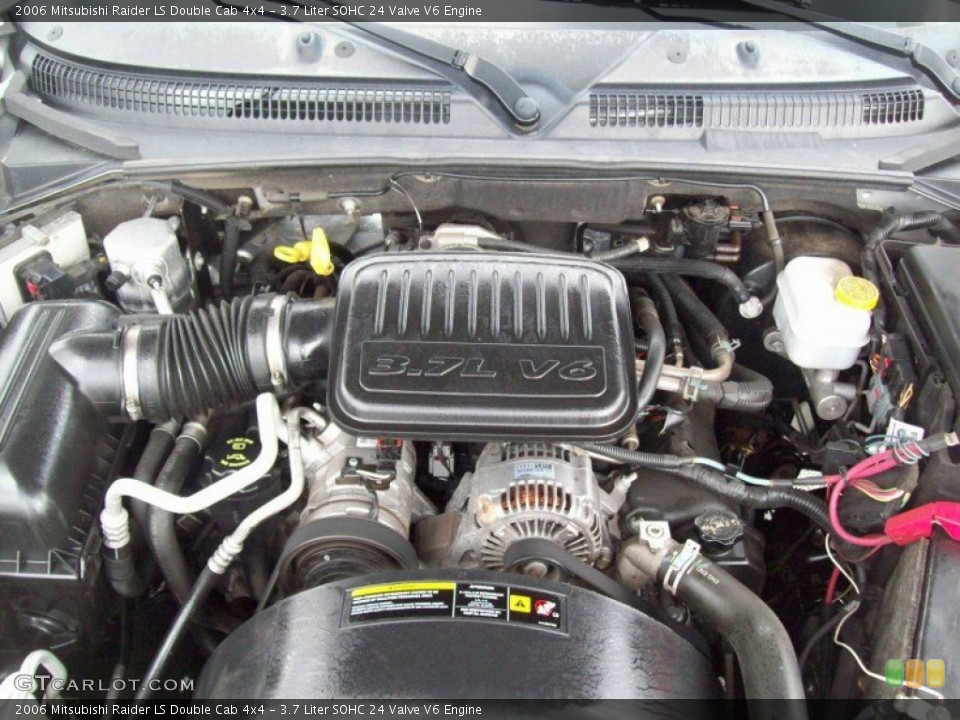 3.7 Liter SOHC 24 Valve V6 Engine for the 2006 Mitsubishi Raider #54861529