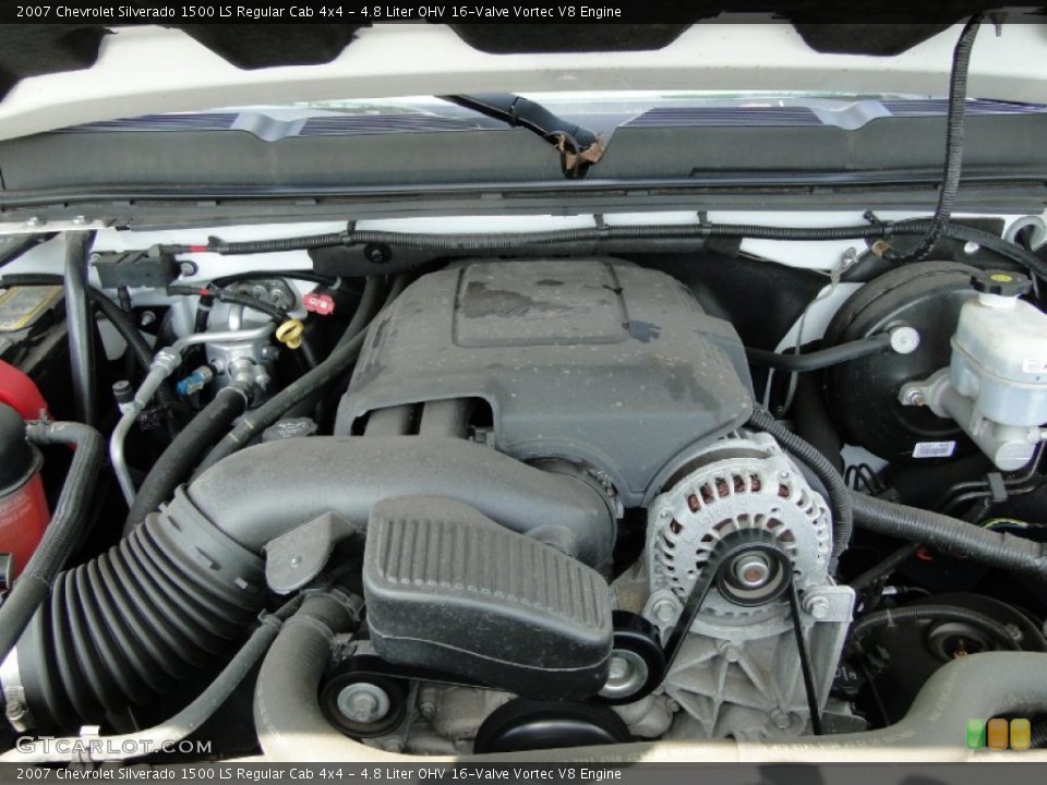 4.8 Liter OHV 16-Valve Vortec V8 Engine for the 2007 Chevrolet Silverado 1500 #54985456