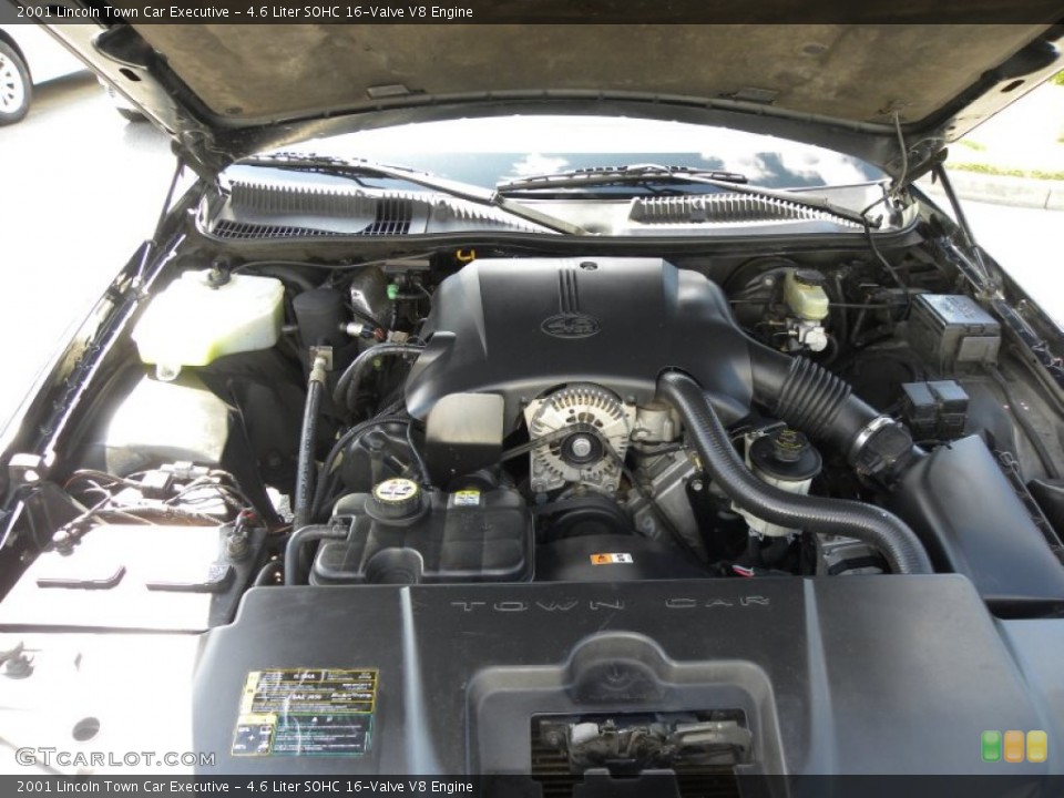 4.6 Liter SOHC 16-Valve V8 Engine for the 2001 Lincoln Town Car #55050429