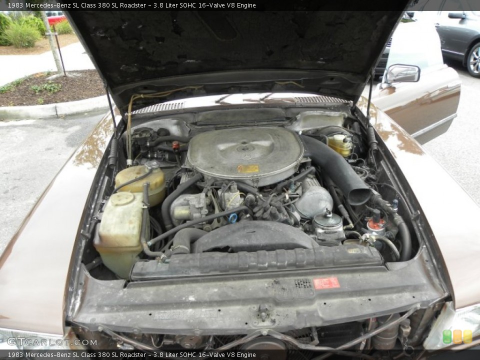 3.8 Liter SOHC 16-Valve V8 Engine for the 1983 Mercedes-Benz SL Class #55190361