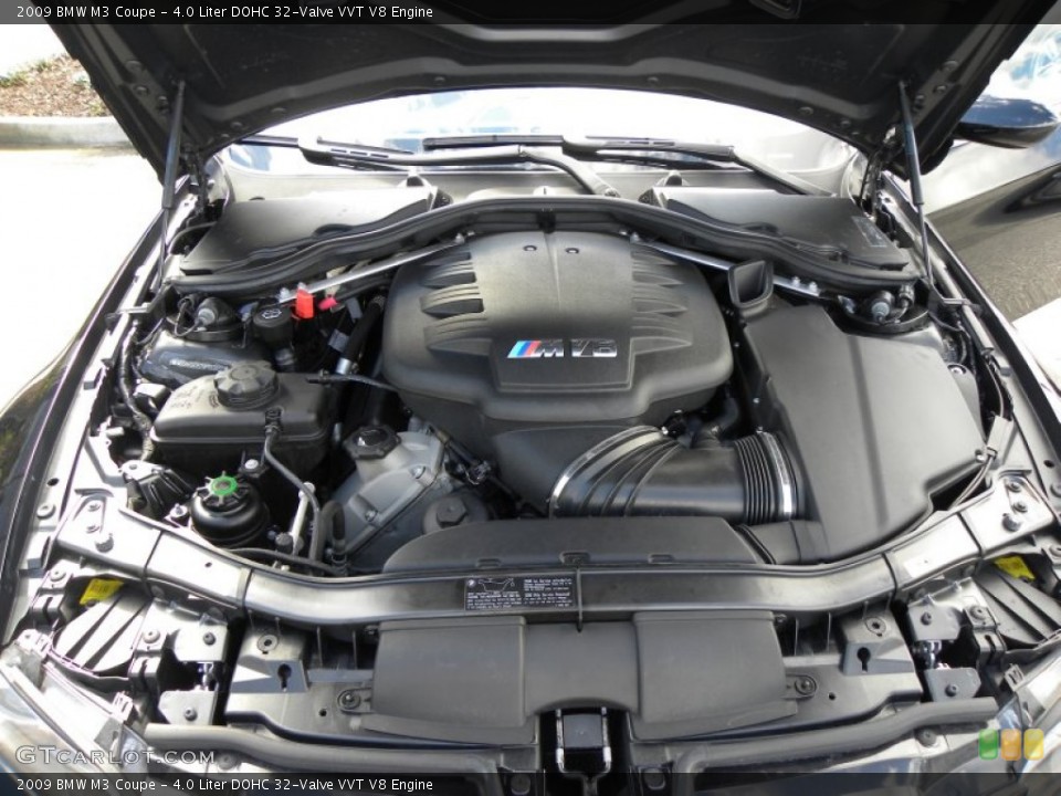 4.0 Liter DOHC 32-Valve VVT V8 Engine for the 2009 BMW M3 #55487078