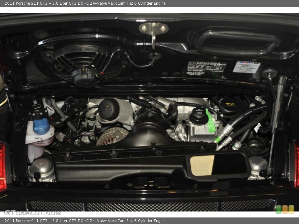 3.8 Liter GT3 DOHC 24-Valve VarioCam Flat 6 Cylinder 2011 Porsche 911 Engine