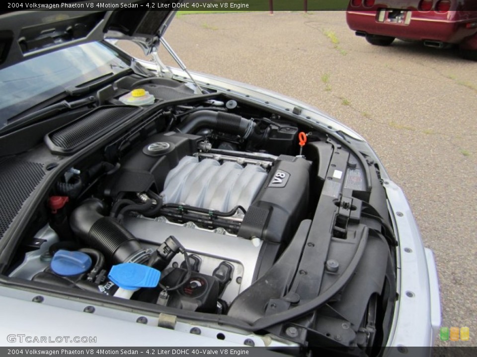 4.2 Liter DOHC 40-Valve V8 Engine for the 2004 Volkswagen Phaeton #55675340