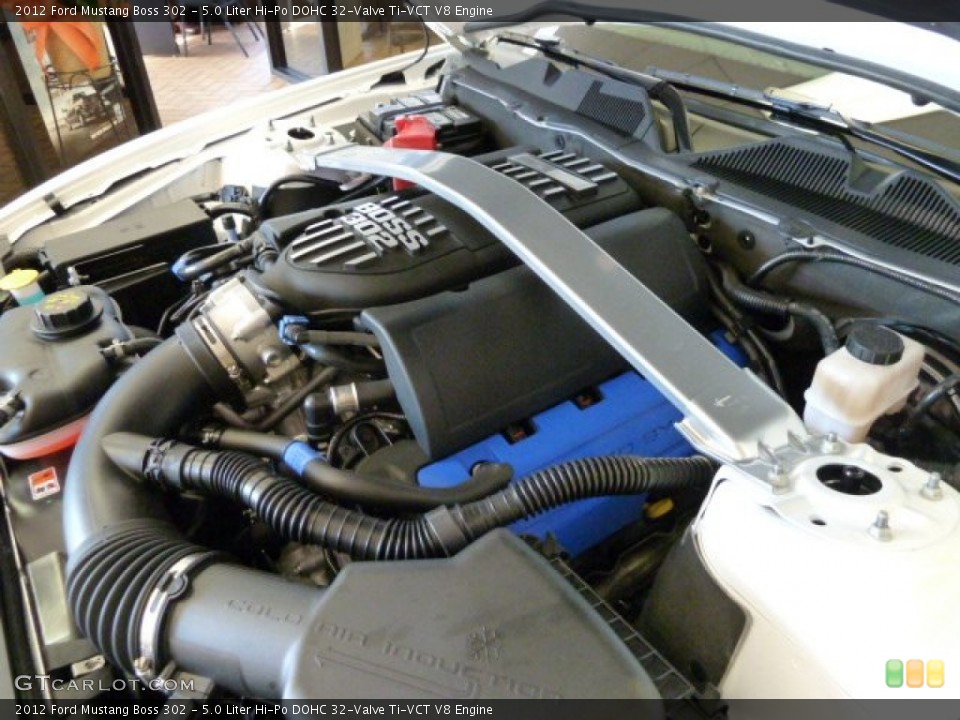 5.0 Liter Hi-Po DOHC 32-Valve Ti-VCT V8 Engine for the 2012 Ford Mustang #55676523