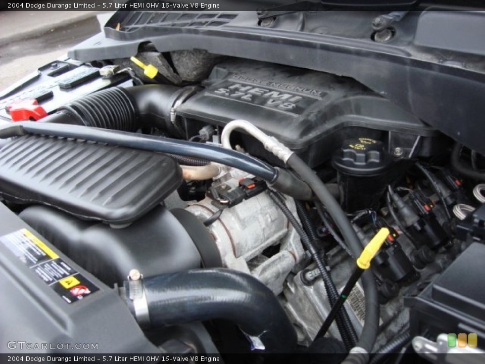5.7 Liter HEMI OHV 16-Valve V8 2004 Dodge Durango Engine